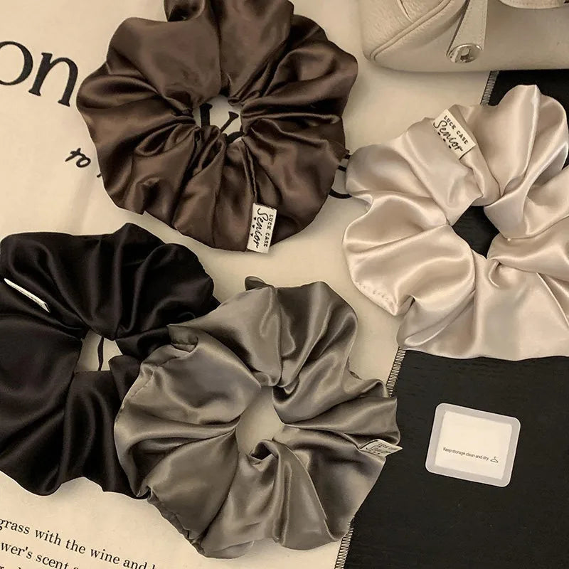CHOUCHOU SATIN